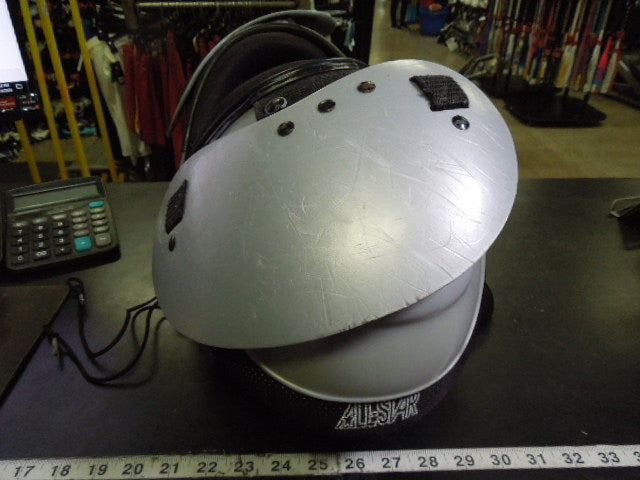 Load image into Gallery viewer, Used All Star Warlord SP100L Jr Football Shoulder Pads Size Large

