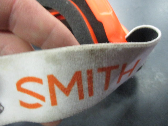 Load image into Gallery viewer, Used Smith MX Goggles - Youth
