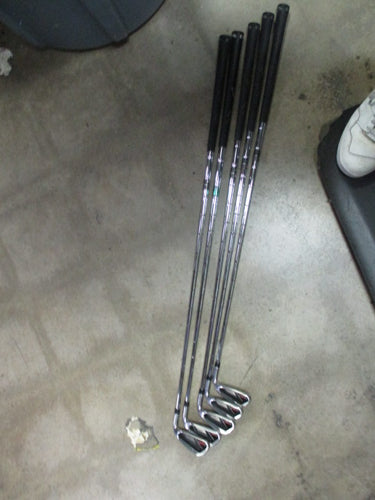 Used Callaway Razr X Iron Set 6-PW ( One grip Is Ripped)