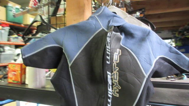 Load image into Gallery viewer, Used The Realm Shorty Wet Suit - Size XL

