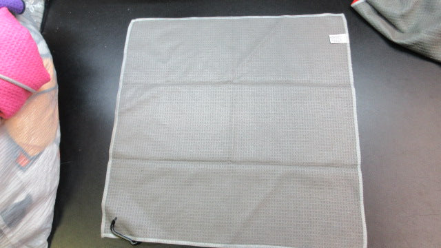 Load image into Gallery viewer, Bay Palms GC Golf Towel
