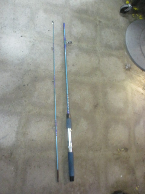 Load image into Gallery viewer, Used Field &amp; Stream Aluminum Oxide Guides Fishing Rod Spining 6.5&#39;
