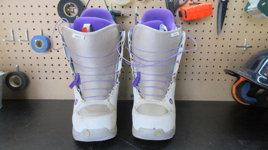 Used Burton Mint Imprint 1 Snowboard Boots - Size 8.5