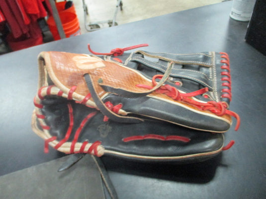 Used Wilson A2K Pro Stock 1799 12.75