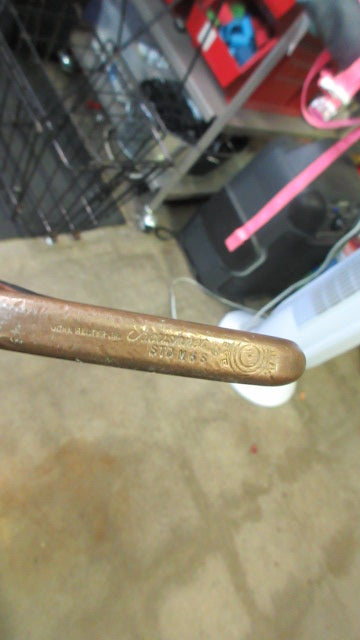 Load image into Gallery viewer, Used Bulls Eye Acushnet John Reuter Jr STD M6 S 36&quot; Dual Putter
