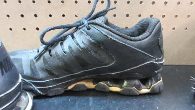 Load image into Gallery viewer, Used Nike Reax 8 TR Training Shoes - Size 8.5
