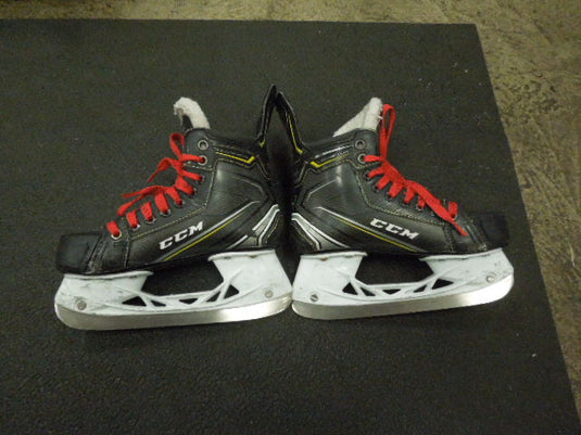 Used CCM Tacks Vector Plus Hocket Skates Size 3.5