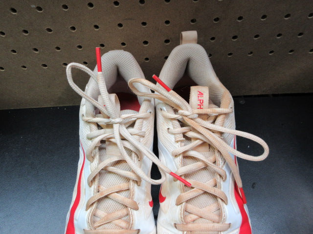 Load image into Gallery viewer, Used Nike Men's Alpha Menace 4 Shark Football Cleats - Size Youth 6
