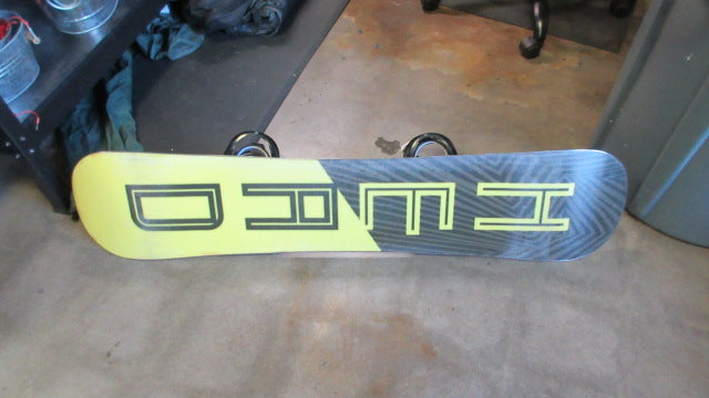 Load image into Gallery viewer, Used Head DEFY Future 128 cm Snowboard With Bindings
