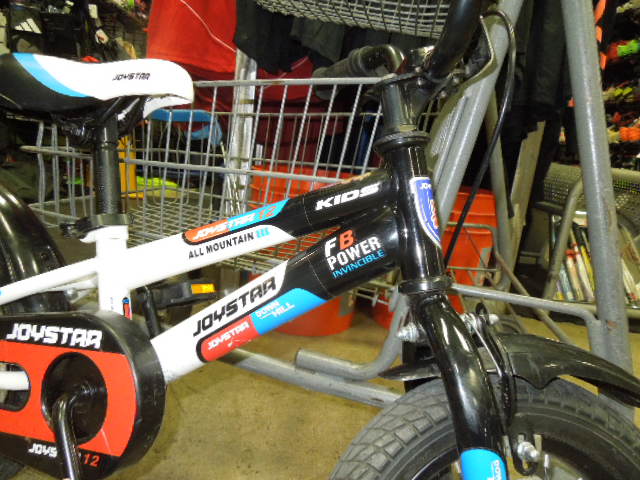 Load image into Gallery viewer, Used JOYSTAR New Berry 12" Kids Bike
