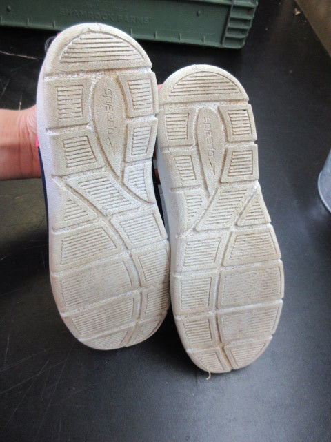 Used Speedo Water Shoes - Size Youth Medium