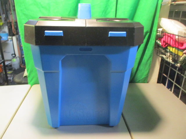 Load image into Gallery viewer, The U-Stand "Shade Anywhere" The World's Ultimate Beach Umbrella Stand
