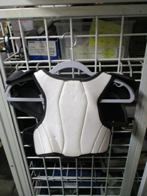 Used CCM LTP Hockey Shoulder Pads Youth Size Large