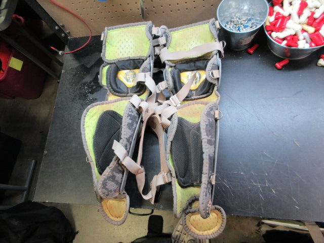 Load image into Gallery viewer, Used All-Star S7 Catchers Shin Guards - 9-12
