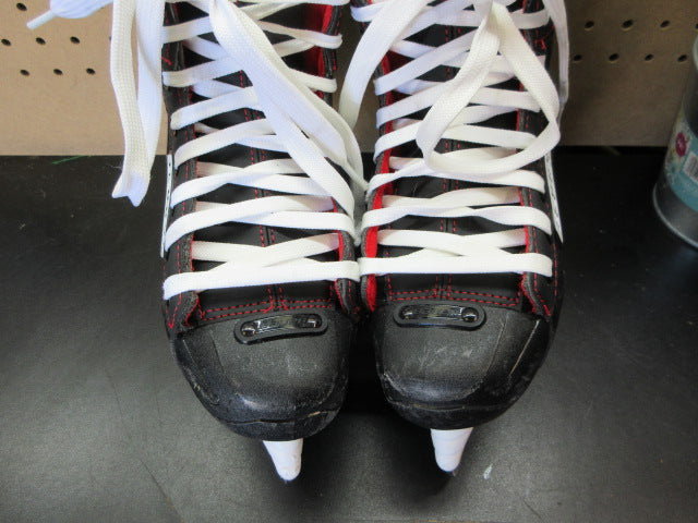 Load image into Gallery viewer, Used Bauer Ns Hockey Skates - Size Youth 2
