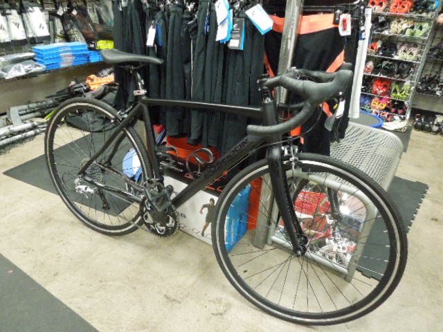 Load image into Gallery viewer, Used Poseidon Triton Aluminum Frame 700cc Endurance Road Bike
