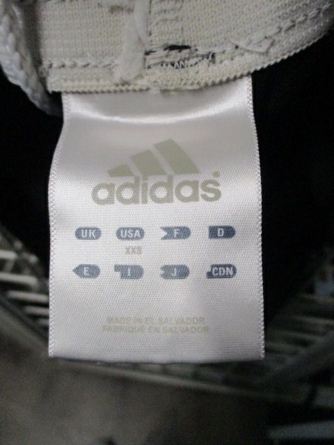 Load image into Gallery viewer, Used Adidas Elastic Bottom Pants Youth Size XXS
