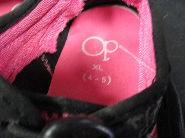Load image into Gallery viewer, Used OP Youth Water Shoes Size Y4/Y5
