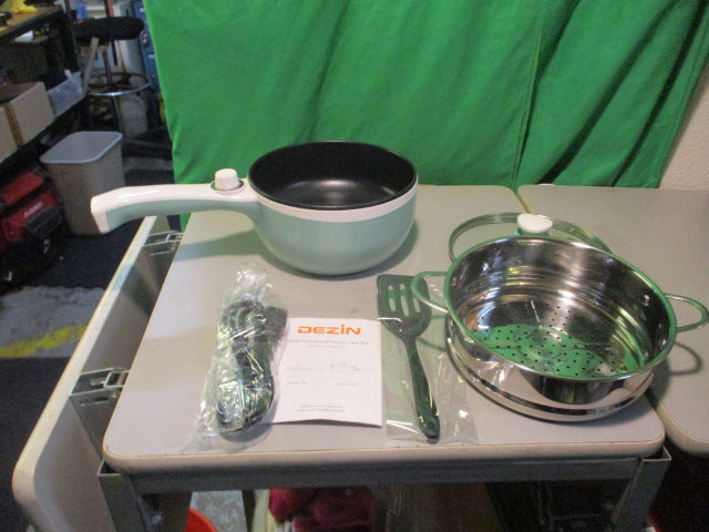 Load image into Gallery viewer, Dezin Electric Cooker 1.5L - Open Box - Cord Behind Counter
