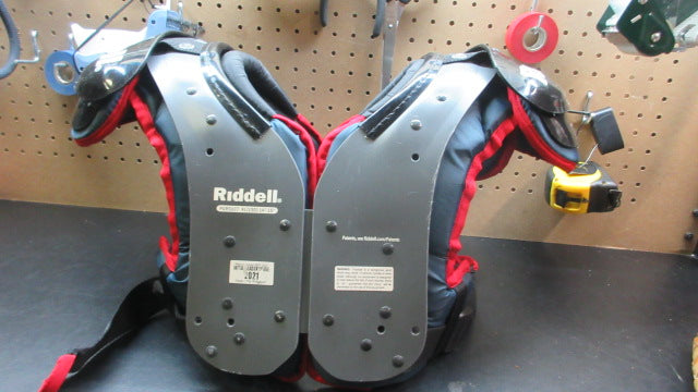 Load image into Gallery viewer, Used Riddell Pursuit XL (130) 14"-15" Football Shoulder Pads
