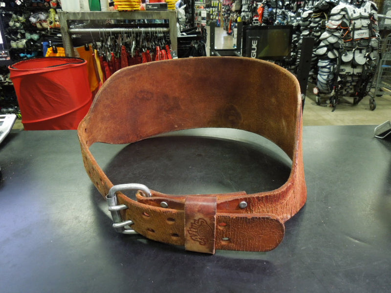 Load image into Gallery viewer, Used Altus Leather Lifting Belt
