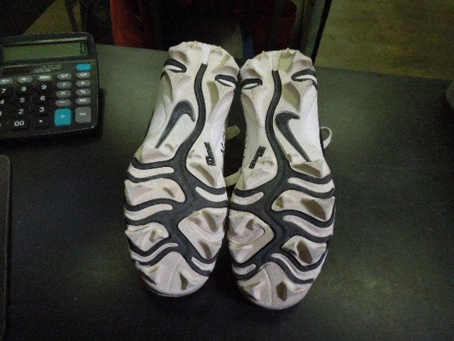 Load image into Gallery viewer, Used Nike Vapor Ultrafly 4 Keystone Cleats in White Size 2y
