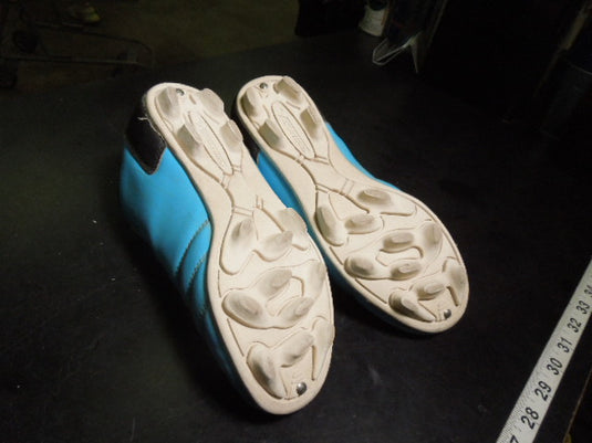 Used Victor Sierra Boys Soccer Cleats Size 5
