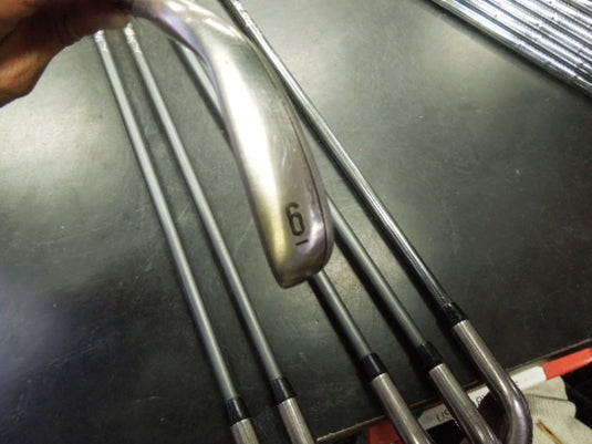Used Callaway Mavrik 5pc Set 7-9 Iron and A,P Wedge RH