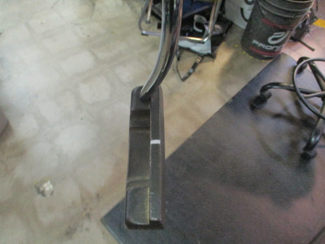 Load image into Gallery viewer, Vintage Ping Cushin RH 35" Putter
