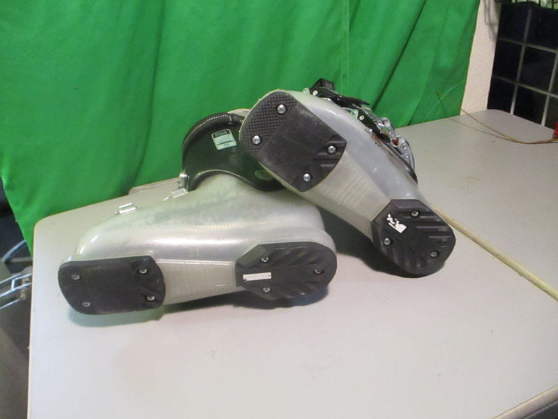 Load image into Gallery viewer, Used Nordica Hot Rod 60 Size Junior 20.5 Downhill Ski Boots
