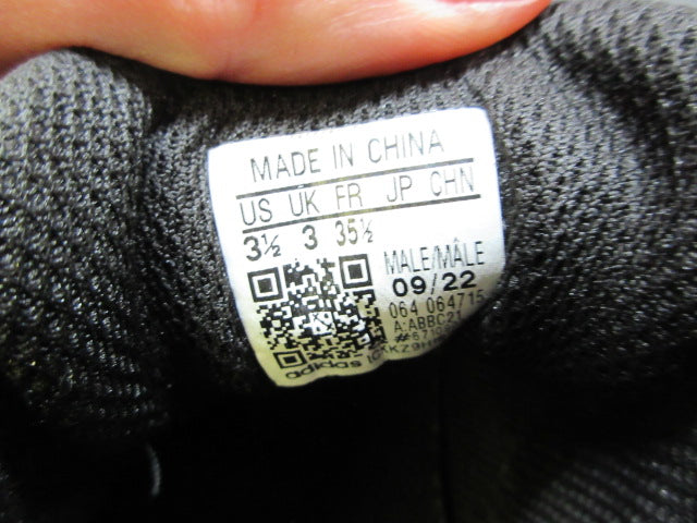 Load image into Gallery viewer, Used Adidas Rundown Baseball Cleats - Size 3.5
