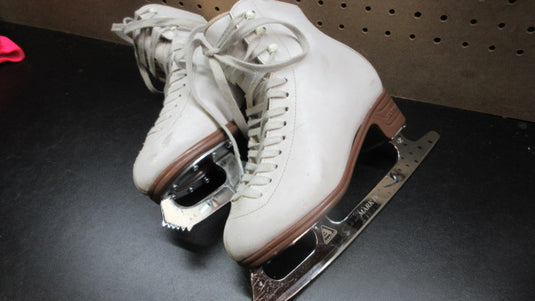 Used Jackson Artiste Figure Skates - Size Youth 3.5