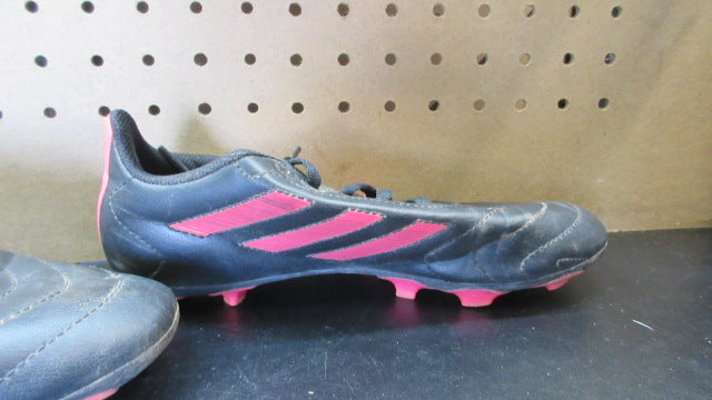 Load image into Gallery viewer, Used Adidas Goletto VII FG Soccer Cleats - Size 4
