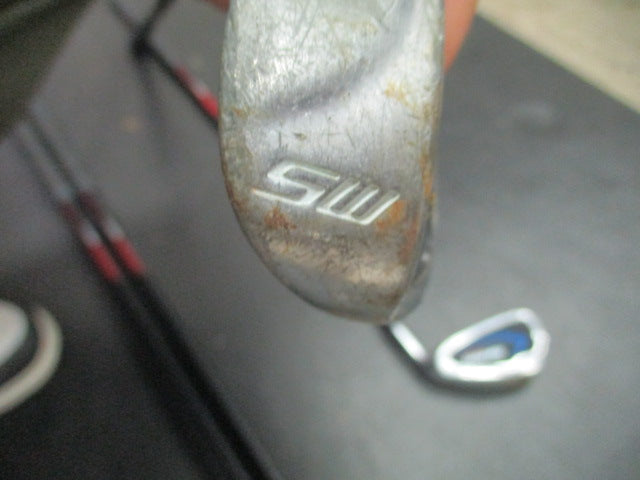 Load image into Gallery viewer, Used Top Flite 4- Piece Junior Set Driver, Hybrid, 7 Iron, Sand Wedge - RH
