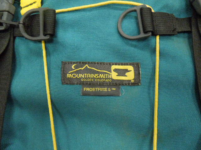 Load image into Gallery viewer, Vintage Mountainsmith Frostfire 5 Backpacking Pack
