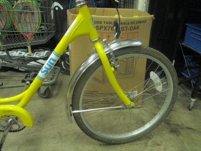 Load image into Gallery viewer, Used Sun City Bicyles Traditional Trike 24
