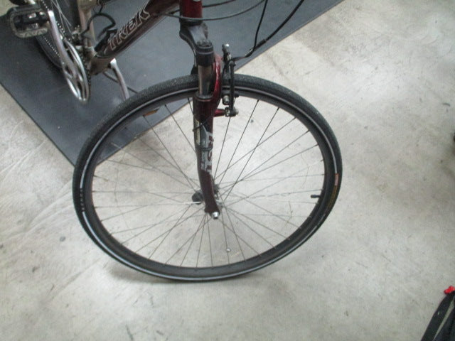 Load image into Gallery viewer, Used Trek Multitrack 7100 700C 21 Speed Bicycle
