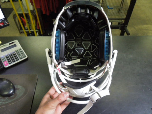 Used Schutt A11 Youth Vengeance Football Helmet Size Small Last Cert 2020