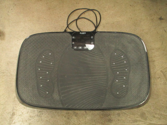 Load image into Gallery viewer, Used Bluefin Fitness Vibration Plate
