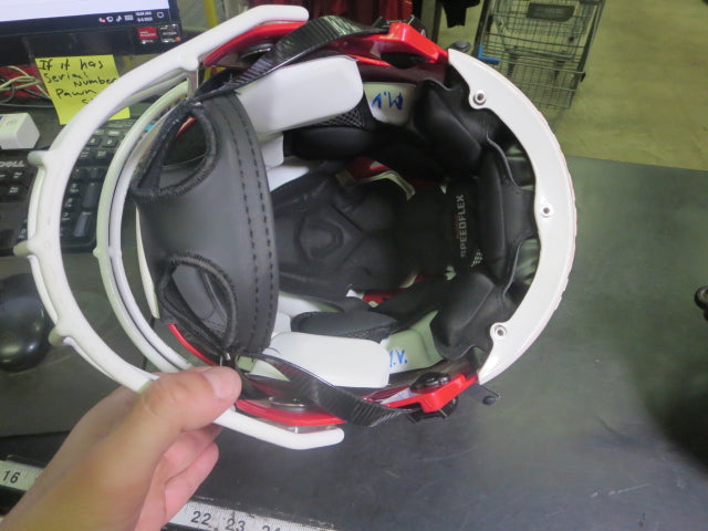 Load image into Gallery viewer, Used Riddell Speedflex Initial Season 2025 Size Medium
