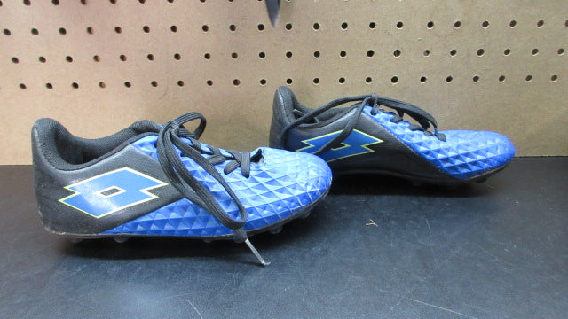 Load image into Gallery viewer, Used Lotto Forza Elite 2 Soccer Cleats - Size Youth 13.5
