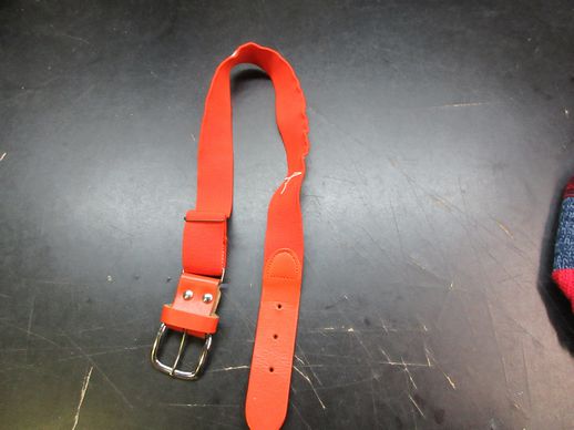 Load image into Gallery viewer, Used Champro Baseball Belt - Youth
