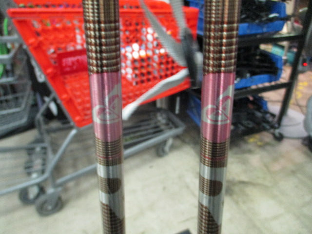 Load image into Gallery viewer, Used Roxy 48&quot; Womens Downhill Ski Poles

