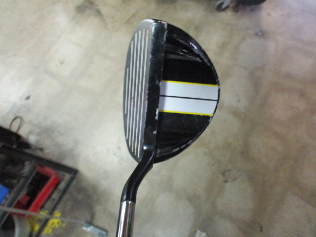 Load image into Gallery viewer, Used Tour Edge Hot Launch 2 37 deg Chipper
