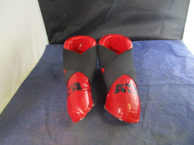 Load image into Gallery viewer, Used ATA Sparring Shoes Size Youth - worn
