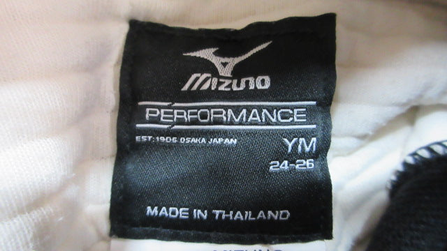 Load image into Gallery viewer, Used Mizuno Baseball Knickers - Size Youth Medium
