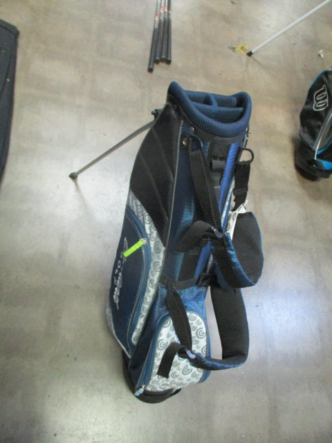 Load image into Gallery viewer, Used Cleveland CGJ Junior Golf Stand Bag W/Strap
