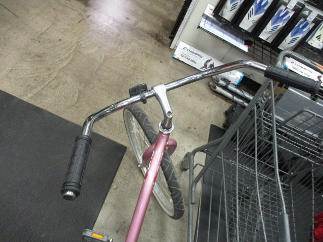 Load image into Gallery viewer, Used Evo Bonsai 24&quot; Cruiser Bike (Seat Has Wear)
