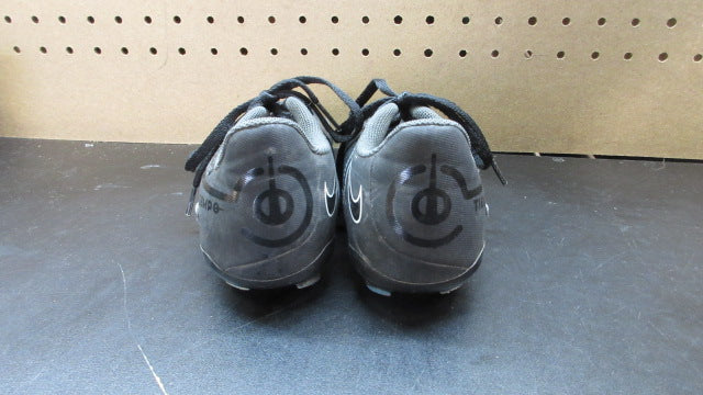 Load image into Gallery viewer, Used Nike Tiempo Soccer Cleats - Size Youth 3
