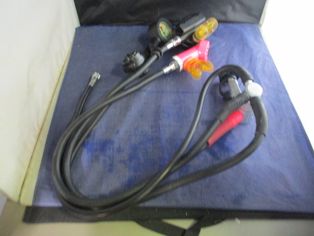 Load image into Gallery viewer, Used Oceanic Dual Stage Regulator w/ Computer
